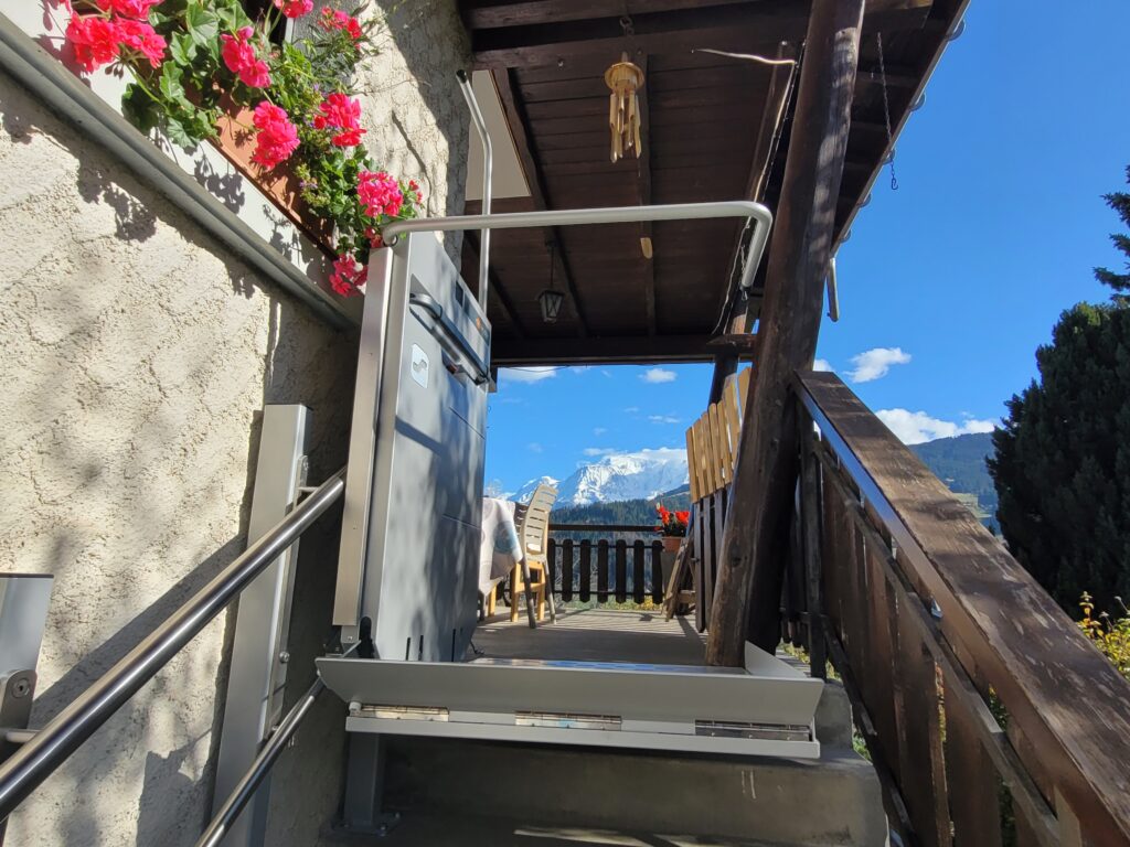 Plateforme Monte Escaliers à Megève (74)